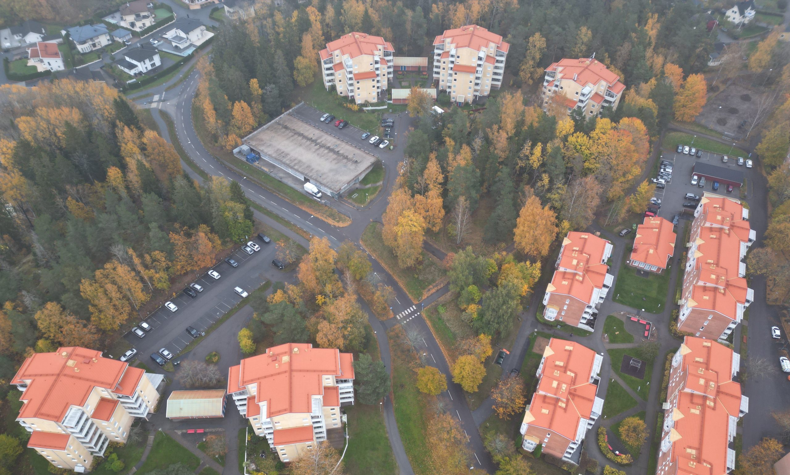 Takrenoveringar flerbostadshus